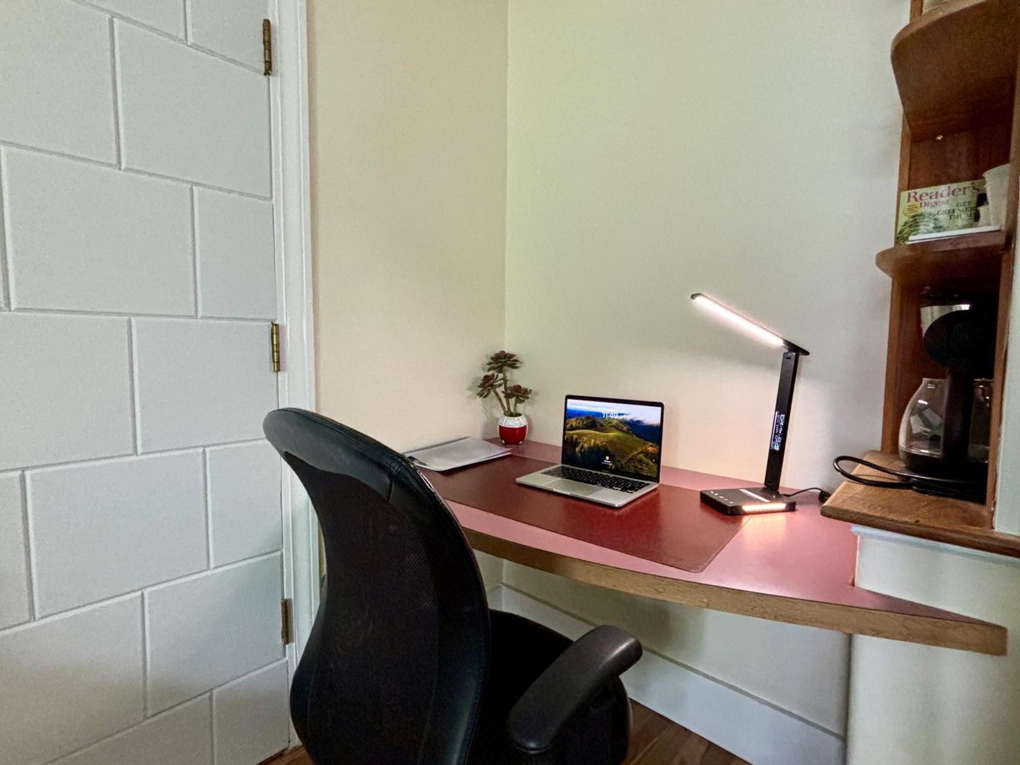 דירות Traveler'S Den In מדפורד חדר תמונה
